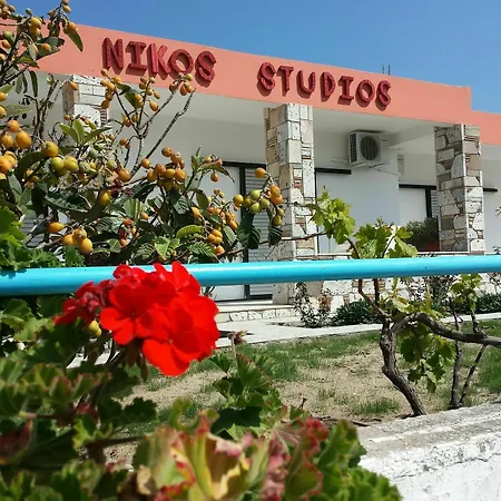 Nikos Apartment